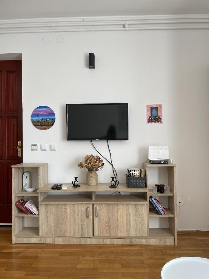 פורץ Apartments Josipa מראה חיצוני תמונה
