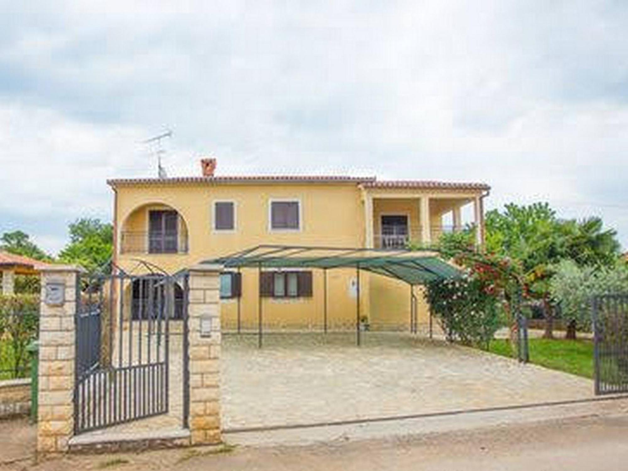 פורץ Apartments Josipa מראה חיצוני תמונה