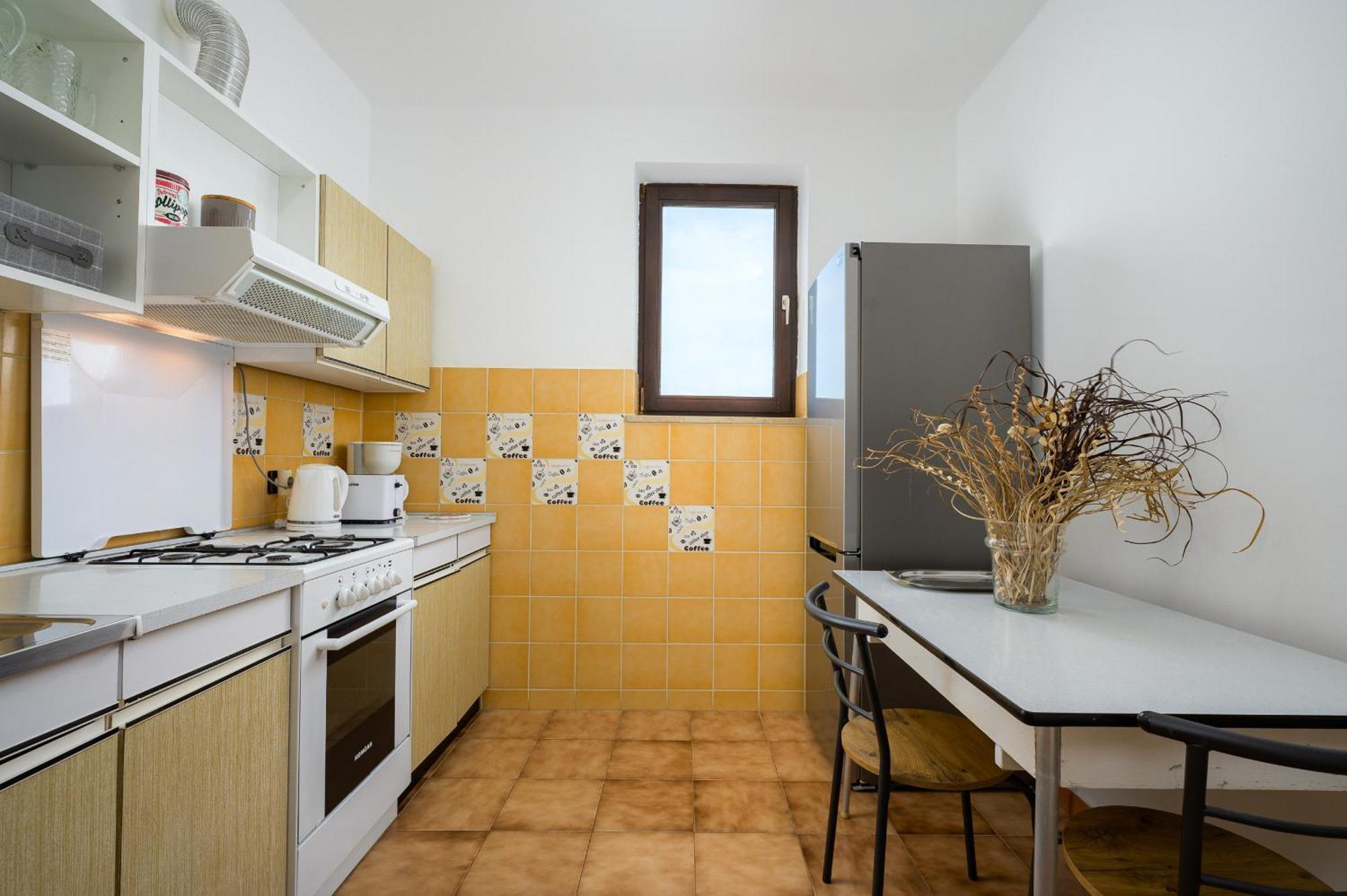 פורץ Apartments Josipa מראה חיצוני תמונה